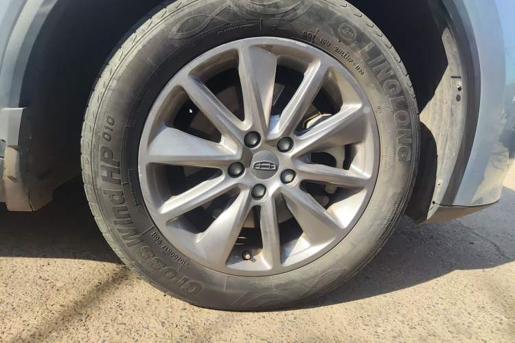 Used Geely Auto Jiajie 2021 1.8TD DCT Comfort Model Right Front Wheel Hub