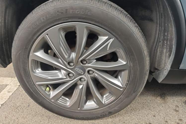 Used Geely Auto Jiajie 2021 1.8TD DCT Luxury Model Right Rear Wheel Hub