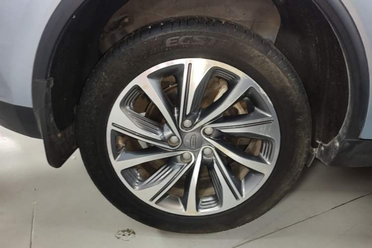 Used Geely Auto Jiajie 2021 Zhiqing 1.5TD DCT Luxury Model Right Rear Wheel Hub