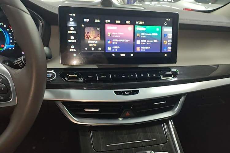 Used Geely Auto Jiajie 2021 1.8TD DCT Luxury Model Audio And AC Panel