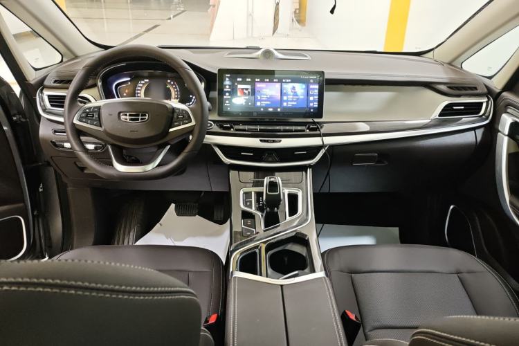 Used Geely Auto Jiajie 2021 1.8TD DCT Luxury Model Center Console