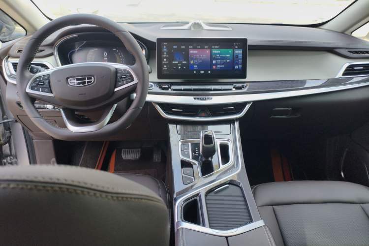 Used Geely Auto Jiajie 2021 Zhiqing 1.5TD DCT Luxury Model Center Console