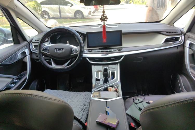 Used Geely Auto Jiajie 2021 1.8TD DCT Luxury Model Center Console