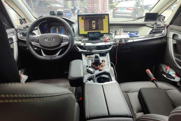 Used Geely Auto Jiajie 2021 1.8TD DCT Luxury Model Center Console