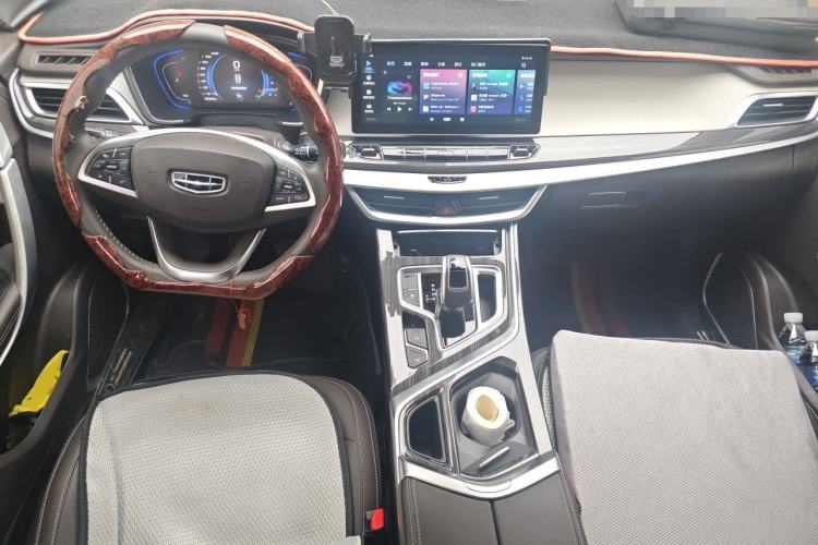 Used Geely Auto Jiajie 2021 1.8TD DCT Luxury Model Center Console