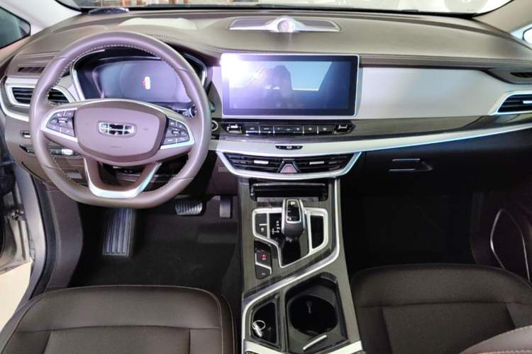 Used Geely Auto Jiajie 2021 1.8TD DCT Luxury Model Center Console