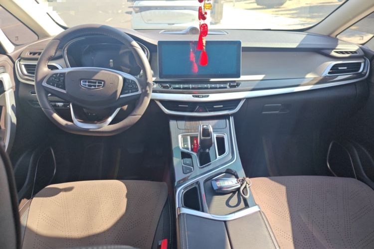 Used Geely Auto Jiajie 2021 1.8TD DCT Luxury Model Center Console