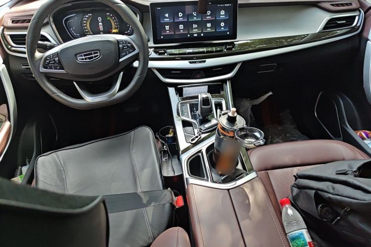 Used Geely Auto Jiajie 2021 1.8TD DCT Luxury Model Center Console