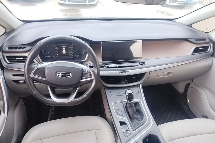 Used Geely Auto Jiajie 2021 Zhijing 1.5TD Manual Standard Model Center Console