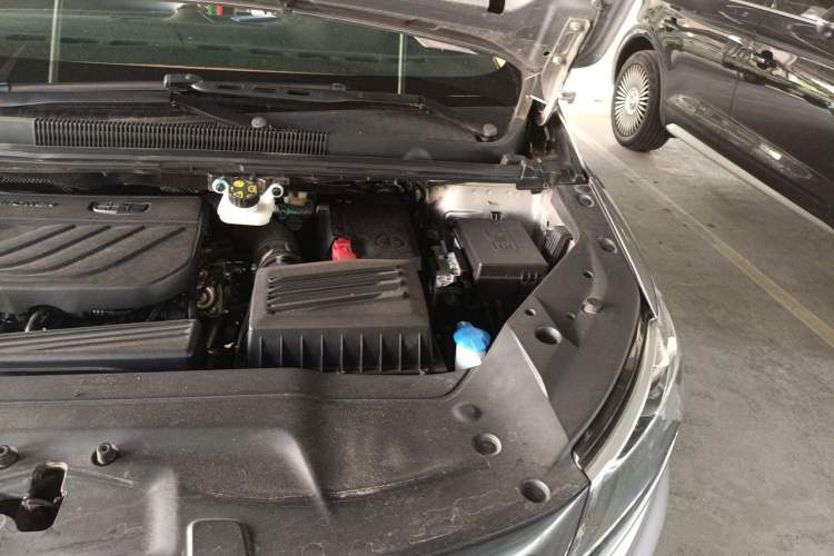 Used Geely Auto Jiajie 2021 1.8TD DCT Comfort Model Engine Bay Left