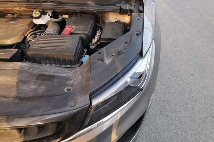 Used Geely Auto Jiajie 2021 1.8TD DCT Luxury Model Engine Bay Left