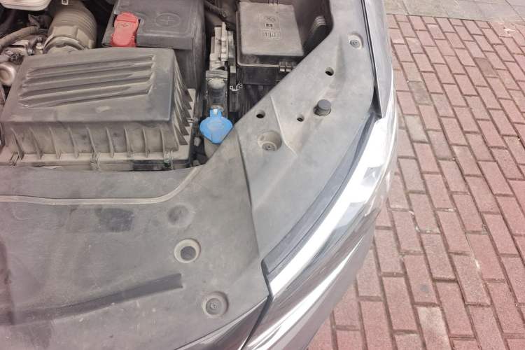 Used Geely Auto Jiajie 2021 1.8TD DCT Comfort Model Engine Bay Left