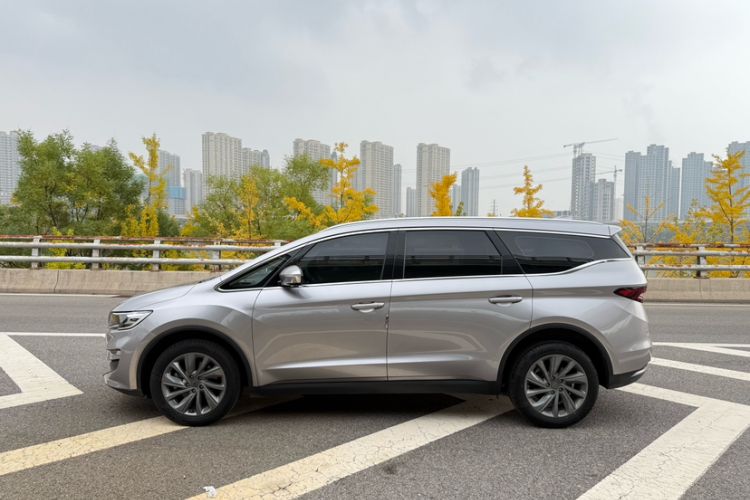Used Geely Auto Jiajie 2021 1.8TD DCT Luxury Model Exterior 3