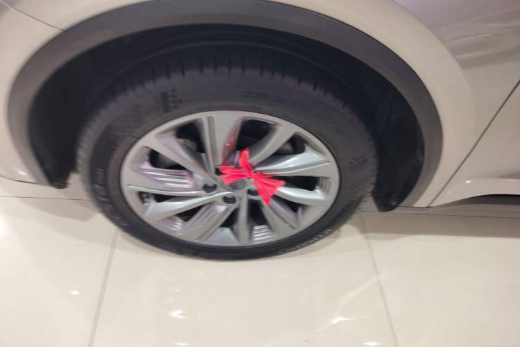 Used Geely Auto Jiajie 2021 1.8TD DCT Luxury Model Exterior 4