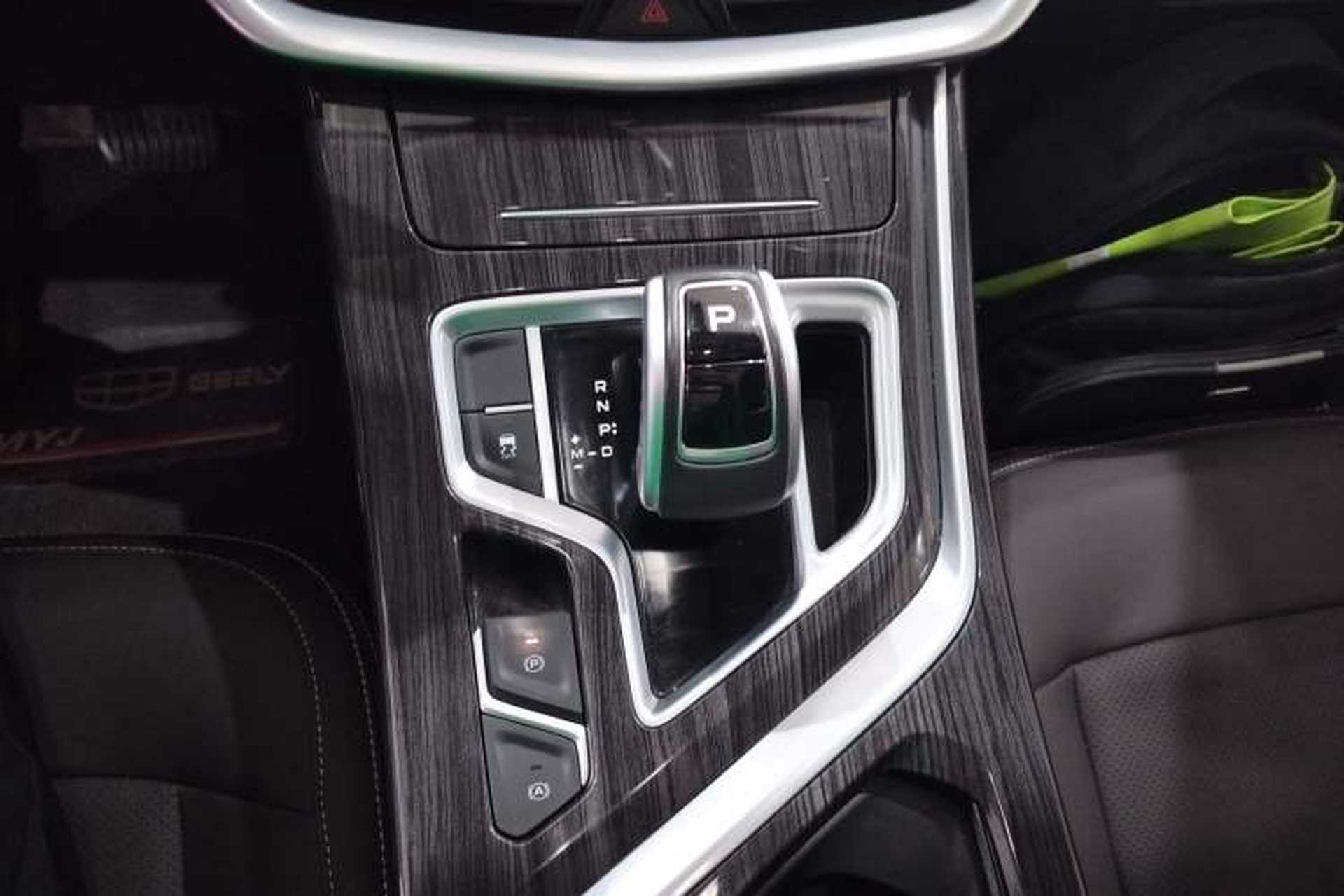 Used Geely Auto Jiajie 2021 1.8TD DCT Luxury Model Gear Lever