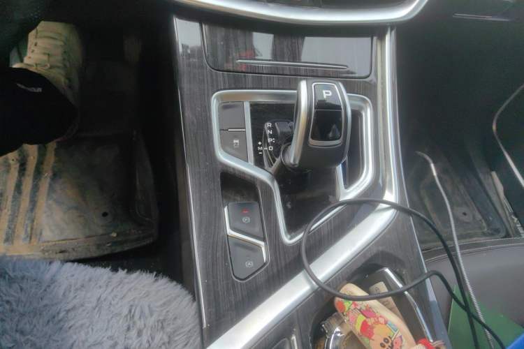Used Geely Auto Jiajie 2021 1.8TD DCT Luxury Model Gear Lever
