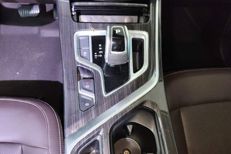 Used Geely Auto Jiajie 2021 1.8TD DCT Luxury Model Gear Lever
