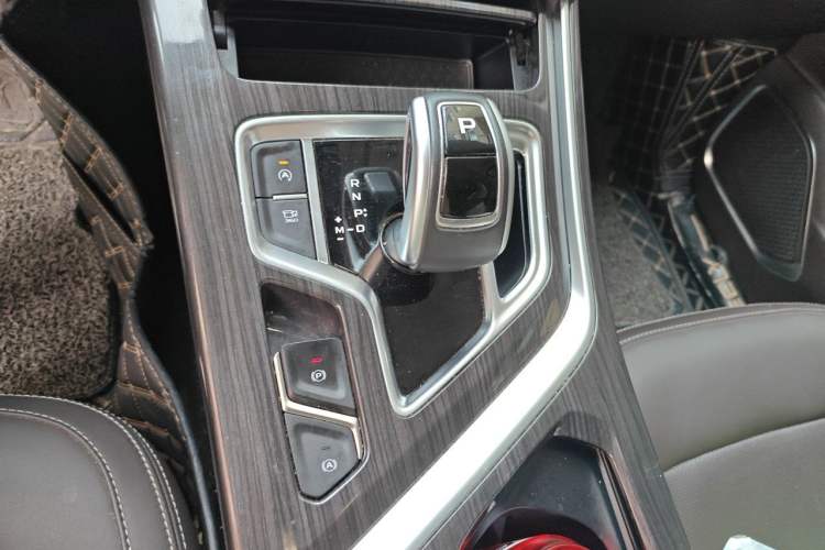Used Geely Auto Jiajie 2021 Zhiqing 1.5TD DCT Luxury Model Gear Lever