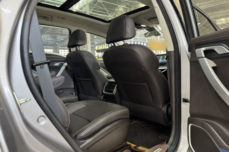 Used Geely Auto Jiajie 2021 1.8TD DCT Luxury Model Interior 12