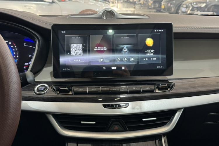 Used Geely Auto Jiajie 2021 1.8TD DCT Luxury Model Interior 3