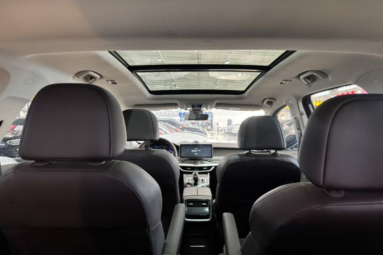 Used Geely Auto Jiajie 2021 1.8TD DCT Luxury Model Interior 8