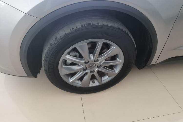Used Geely Auto Jiajie 2021 1.8TD DCT Comfort Model Left Front Wheel Hub