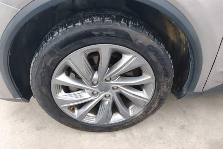 Used Geely Auto Jiajie 2021 1.8TD DCT Luxury Model Left Front Wheel Hub