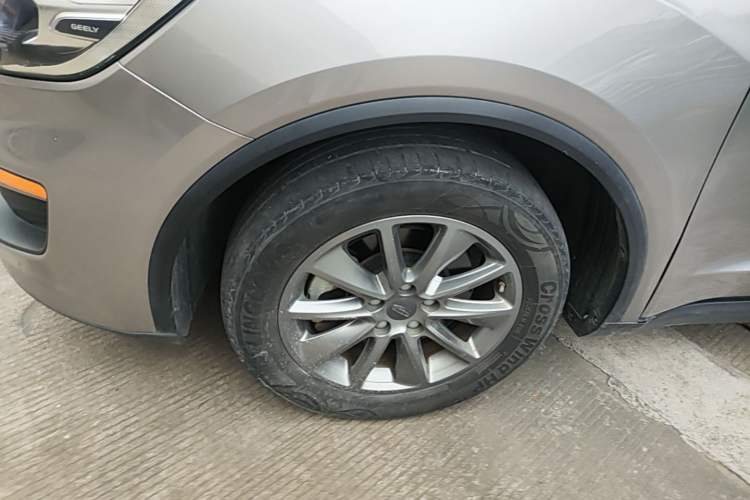 Used Geely Auto Jiajie 2021 1.8TD DCT Comfort Model Left Front Wheel Hub