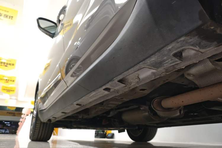 Used Geely Auto Jiajie 2021 1.8TD DCT Luxury Model Left Side Sill