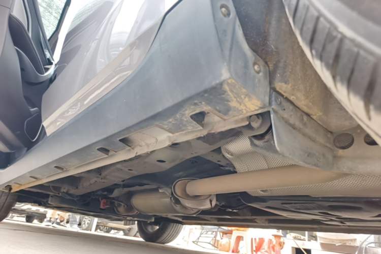 Used Geely Auto Jiajie 2021 1.8TD DCT Luxury Model Left Side Sill