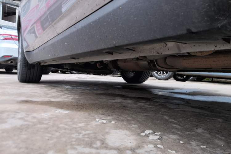 Used Geely Auto Jiajie 2021 Zhiqing 1.5TD DCT Luxury Model Left Side Sill