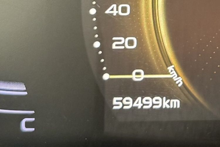 Used Geely Auto Jiajie 2021 1.8TD DCT Luxury Model Odometer Close Up