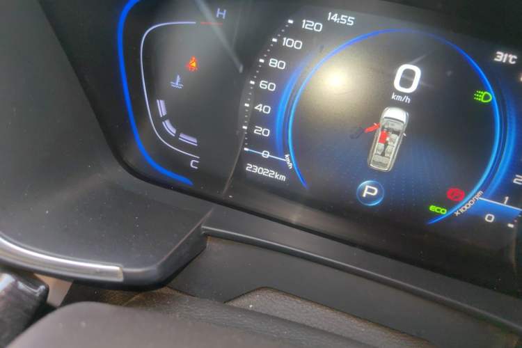 Used Geely Auto Jiajie 2021 1.8TD DCT Luxury Model Odometer Close Up