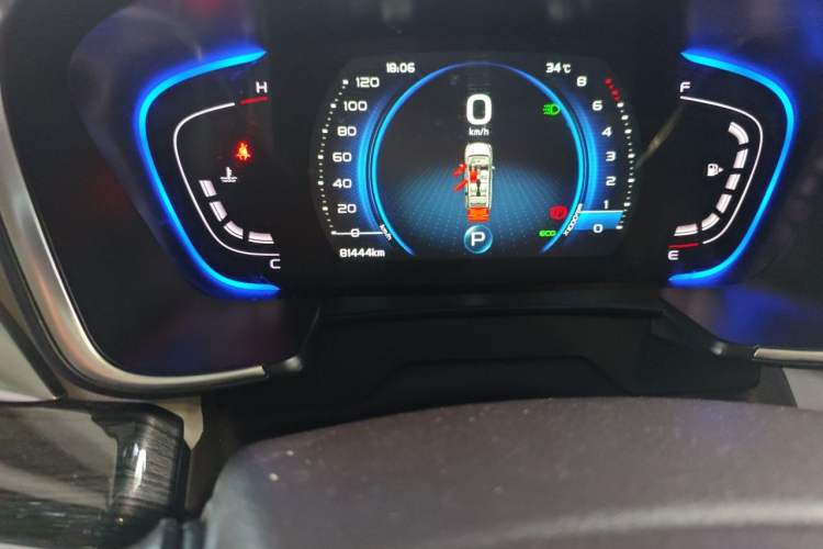 Used Geely Auto Jiajie 2021 1.8TD DCT Luxury Model Odometer Close Up
