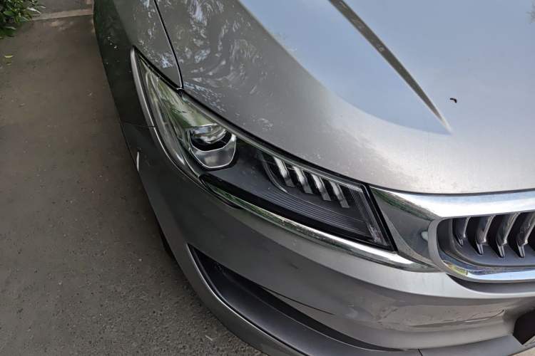 Used Geely Auto Jiajie 2021 1.8TD DCT Luxury Model Right Front Headlight