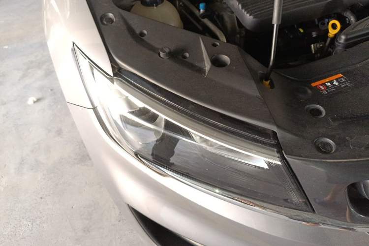 Used Geely Auto Jiajie 2021 1.8TD DCT Comfort Model Right Front Headlight