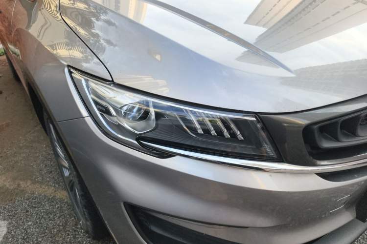 Used Geely Auto Jiajie 2021 1.8TD DCT Luxury Model Right Front Headlight