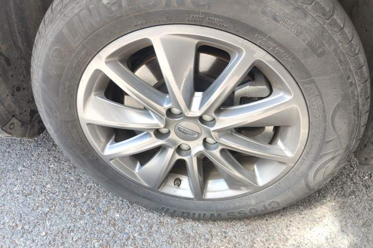 Used Geely Auto Jiajie 2021 1.8TD DCT Comfort Model Right Front Wheel Hub