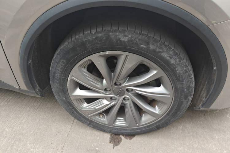 Used Geely Auto Jiajie 2021 1.8TD DCT Luxury Model Right Front Wheel Hub