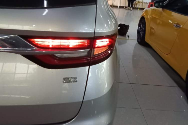 Used Geely Auto Jiajie 2021 1.8TD DCT Standard Edition Right Rear Taillight