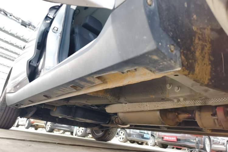Used Geely Auto Jiajie 2021 1.8TD DCT Luxury Model Right Side Sill