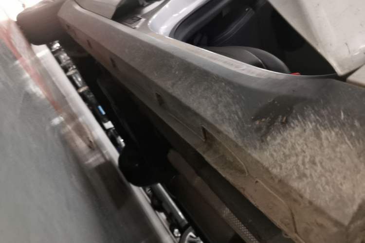 Used Geely Auto Jiajie 2021 1.8TD DCT Luxury Model Right Side Sill