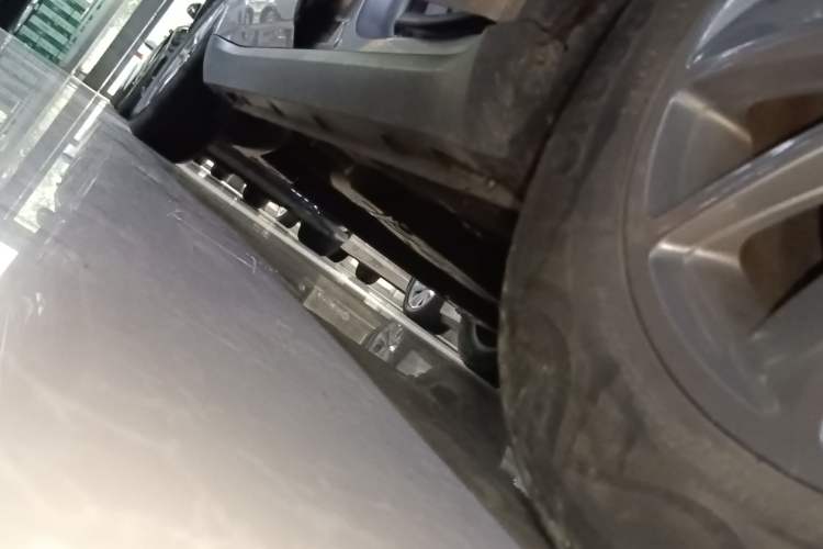 Used Geely Auto Jiajie 2021 1.8TD DCT Standard Edition Right Side Sill