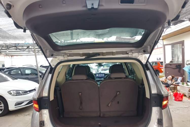 Used Geely Auto Jiajie 2021 1.8TD DCT Luxury Model Trunk