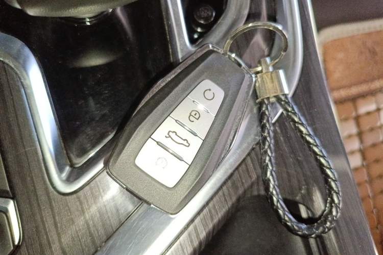 Used Geely Auto Jiajie 2021 1.8TD DCT Comfort Model Vehicle Key