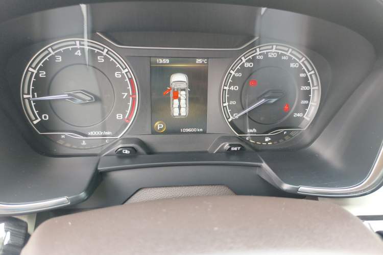 Used Geely Auto Jiajie 2021 1.8TD DCT Comfort Model Odometer Close Up