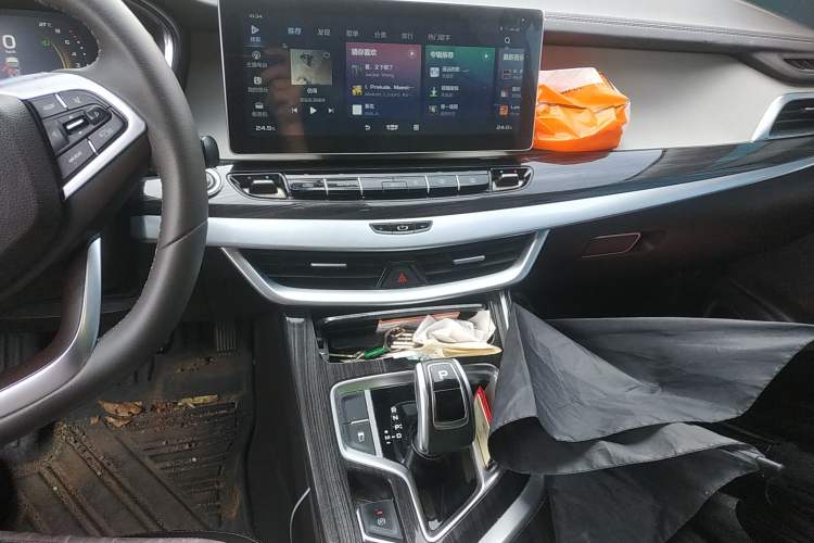 Used Geely Auto Jiajie 2021 1.8TD DCT Luxury Model Audio And AC Panel