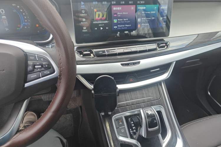 Used Geely Auto Jiajie 2021 Zhiqing 1.5TD DCT Luxury Model Audio And AC Panel