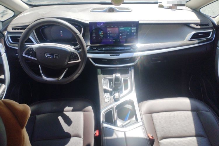 Used Geely Auto Jiajie 2021 1.8TD DCT Luxury Model Center Console