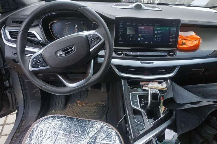 Used Geely Auto Jiajie 2021 1.8TD DCT Luxury Model Center Console